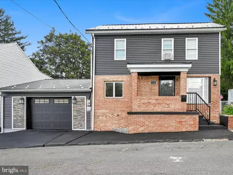 236 N N Ctr, Frackville, PA 17931