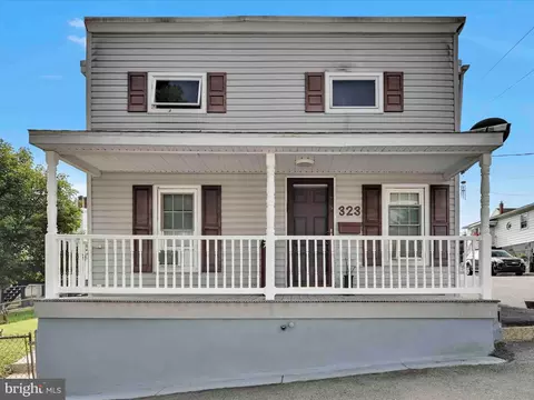 323 Hickory St, Minersville, PA 17954