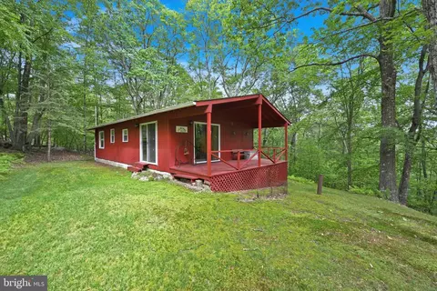352 Whiteface Cir, Zion Grove, PA 17985