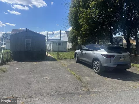 351 S Lehigh Ave, Frackville, PA 17931
