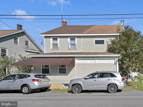 132 Hazle St, Delano, PA 18220