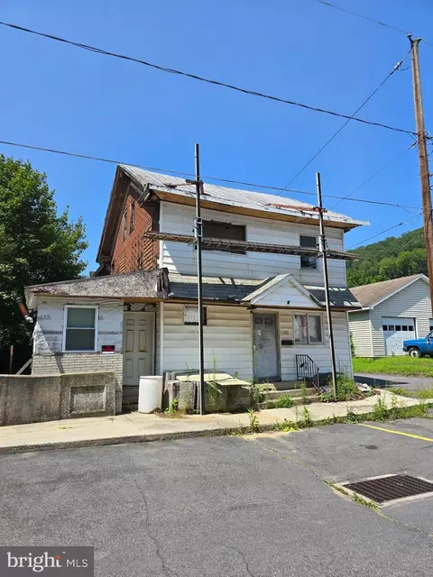 101 Bridge St, Mahanoy Plane, PA 17949