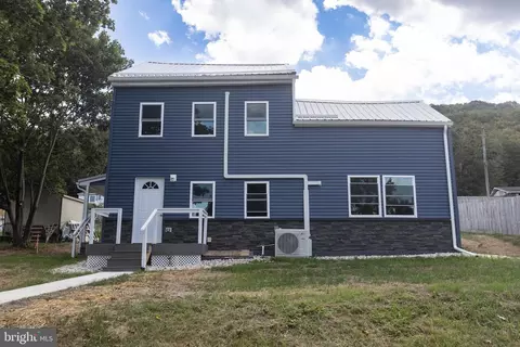 10 Tuscarora St, Pottsville, PA 17901