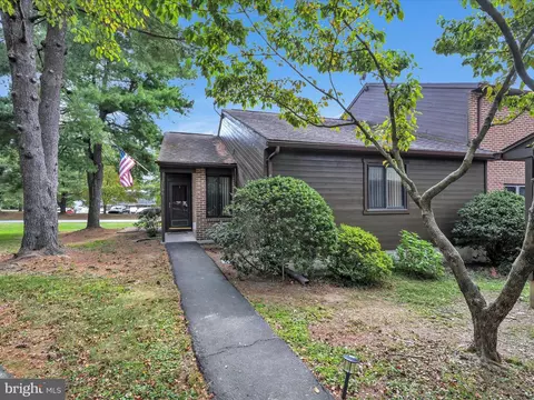 2101 Village Rd, Orwigsburg, PA 17961