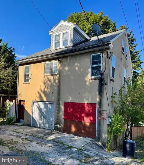 25 N Coal St, Port Carbon, PA 17965