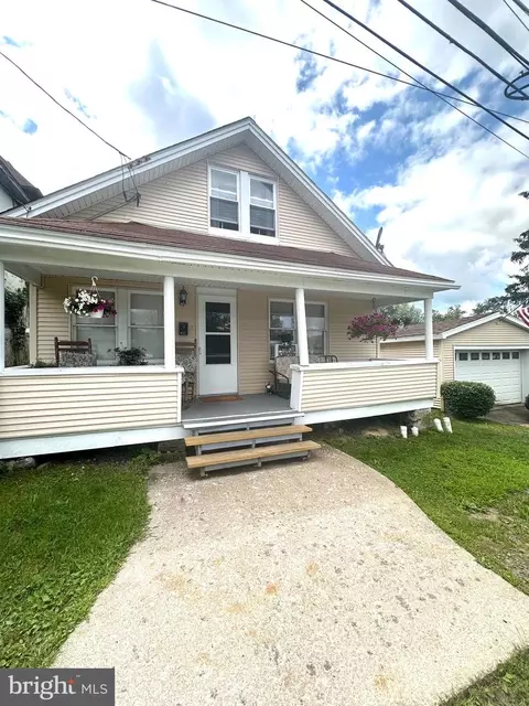 895 Center St, Sheppton, PA 18248