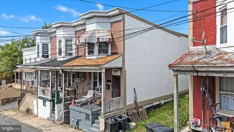 324 E Arch St, Pottsville, PA 17901