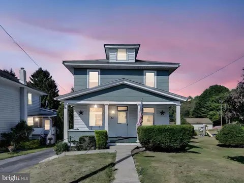 25 Elm Ave, Barnesville, PA 18214