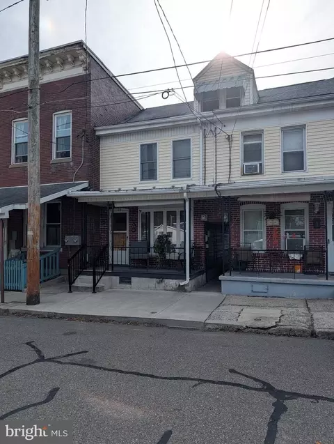 126 N Morris St, Saint Clair, PA 17970