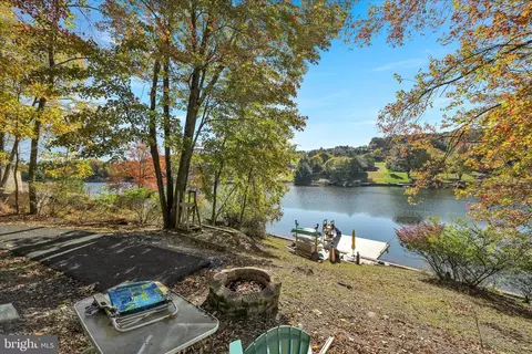 1489 Bearcat Cv, Auburn, PA 17922
