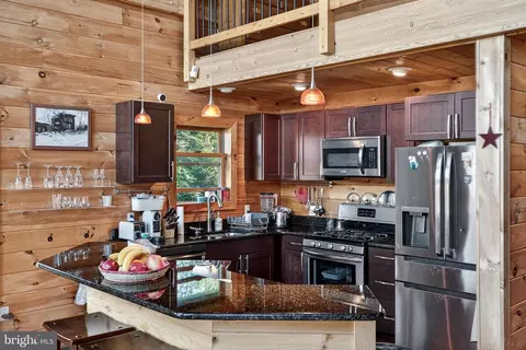 Kitchen - 29 Blackhawk Blvd, Hazleton, PA 18202 photo 1 of 3