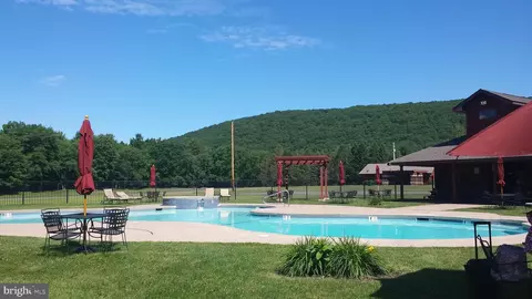Exterior - 29 Blackhawk Blvd, Hazleton, PA 18202 photo 18 of 30