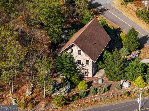 View/Area - 29 Blackhawk Blvd, Hazleton, PA 18202 photo 8 of 14