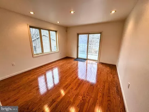 Living - 55 Conyngham Dr, Hazleton, PA 18202 photo 6 of 7
