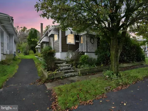 313 W Laurel St, Tremont, PA 17981