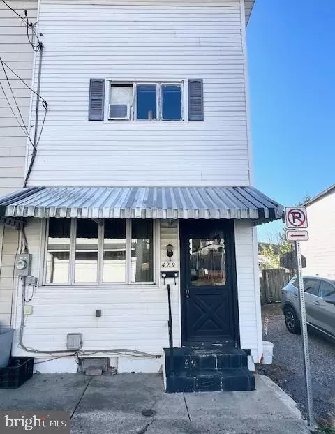 429 Glenwood Ave, Tamaqua, PA 18252