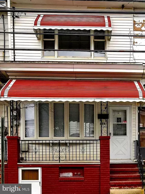 324 S Jardin St, Shenandoah, PA 17976