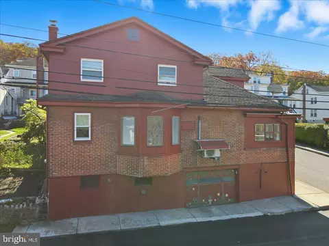 101 S Columbia St, Tamaqua, PA 18252