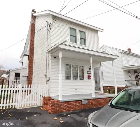 24 N Balliet St, Frackville, PA 17931