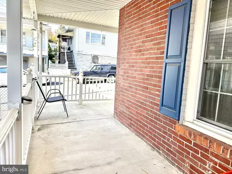 225 Cherry St, Saint Clair, PA 17970 photo 8