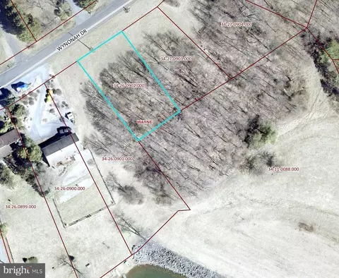 902 Wynonah Dr, Auburn, PA 17922