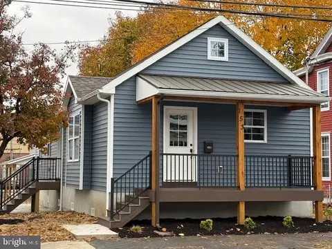 153 N Tulpehocken St, Pine Grove, PA 17963