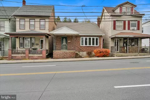 68 Center Ave, Schuylkill Haven, PA 17972