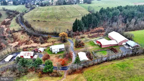 7 N Oak Ln, Schuylkill Haven, PA 17972