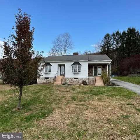 1012 Fountain St, Ashland, PA 17921