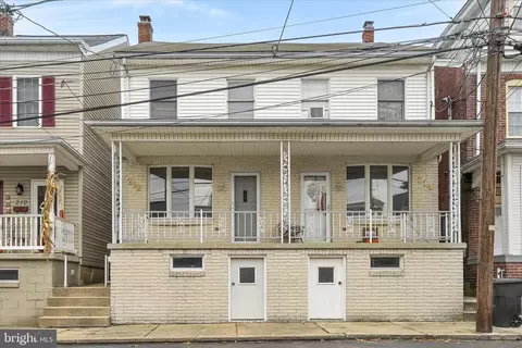 212 Broad St, Saint Clair, PA 17970