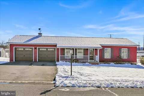 612 Orchard Ave, Schuylkill Haven, PA 17972