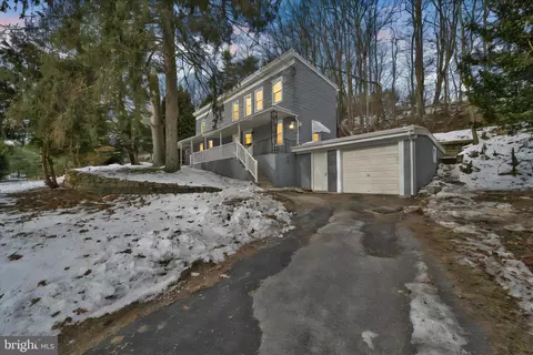 2 Edgar Lewis St, Minersville, PA 17954