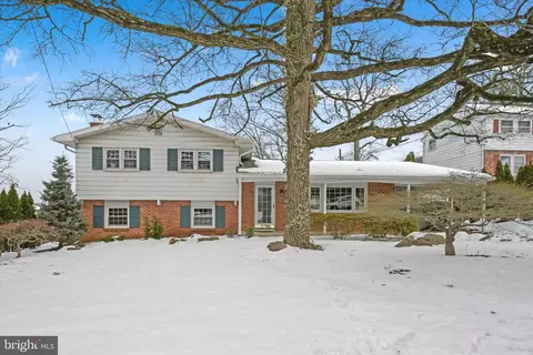 114 S 25th St, Pottsville, PA 17901