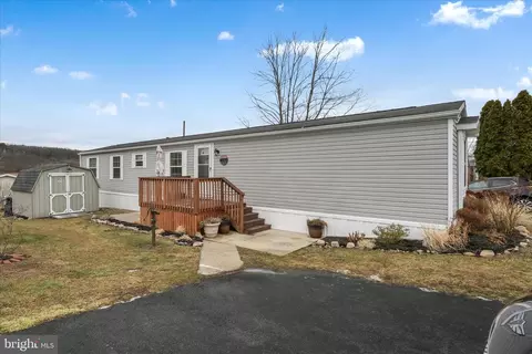 15 Frieden Mnr # C, Schuylkill Haven, PA 17972