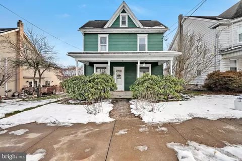 268 W Main St W, Ringtown, PA 17967