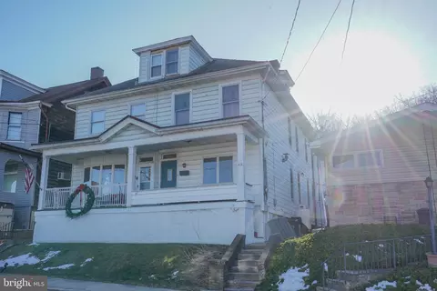418 Arlington St, Tamaqua, PA 18252