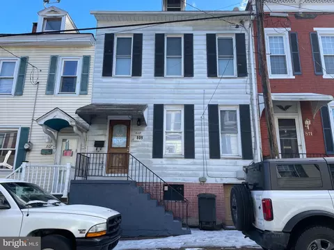 809 W Norwegian St, Pottsville, PA 17901