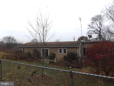 6 Elda Ave, Schuylkill Haven, PA 17972