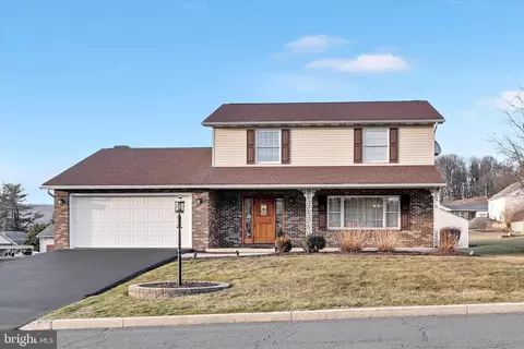 611 N Orchard Ave, Schuylkill Haven, PA 17972