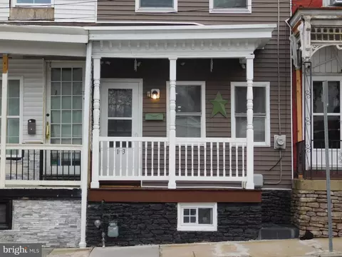 1103 W Market St, Pottsville, PA 17901