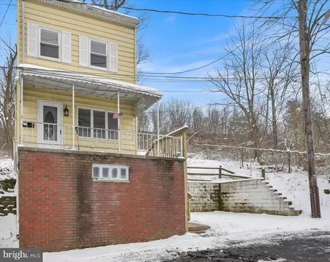 1023 W Schuylkill, Pottsville, PA 17901