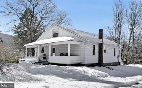 44 Main Blvd, Ringtown, PA 17967