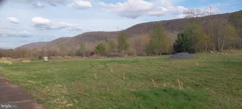 160 E Spruce St, Ringtown, PA 17967