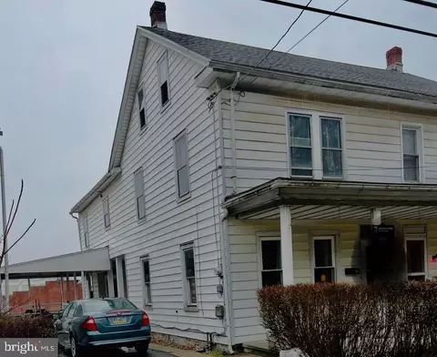 111 Pottsville St, Cressona, PA 17929