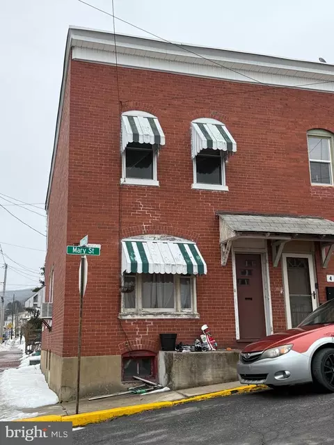 2 Mary St, Pottsville, PA 17901