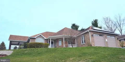 4 Linden Ct, Ashland, PA 17921