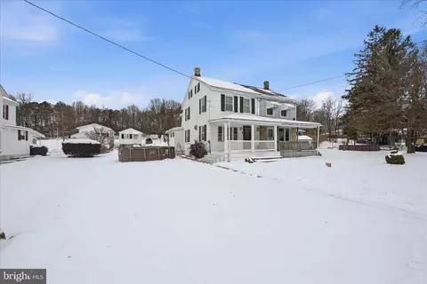 409 Roosevelt Dr, Mahanoy City, PA 17948