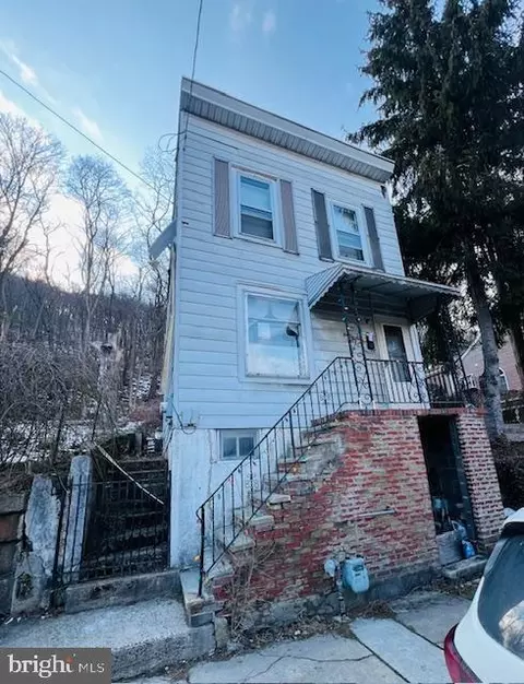435 Hotel St, Pottsville, PA 17901