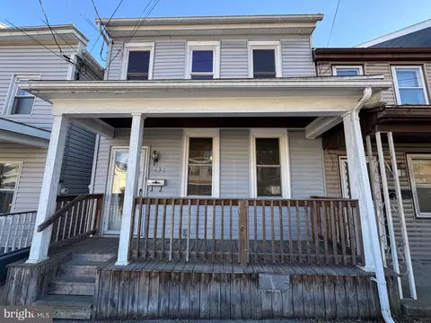 131 W Main St, Tremont, PA 17981