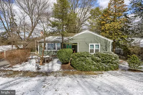 144 Mahantongo Dr, Pottsville, PA 17901